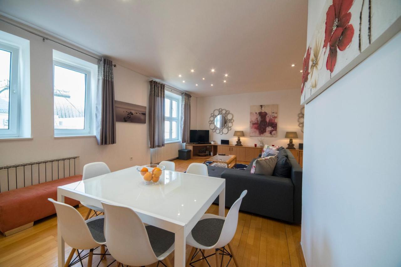 Octogon Apartment Загреб Экстерьер фото